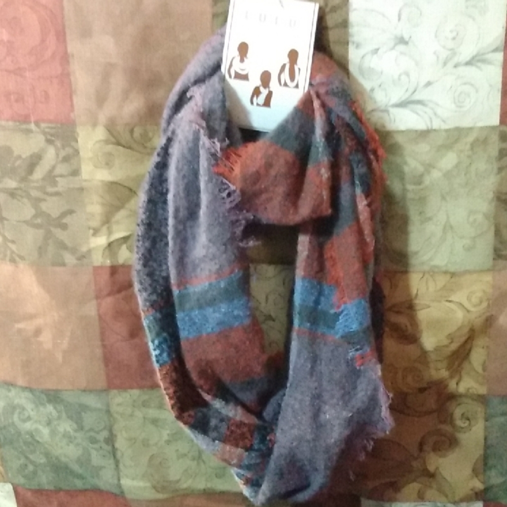 Multicolor Plaid Scarf From LULU, Eternity Loop, NWT